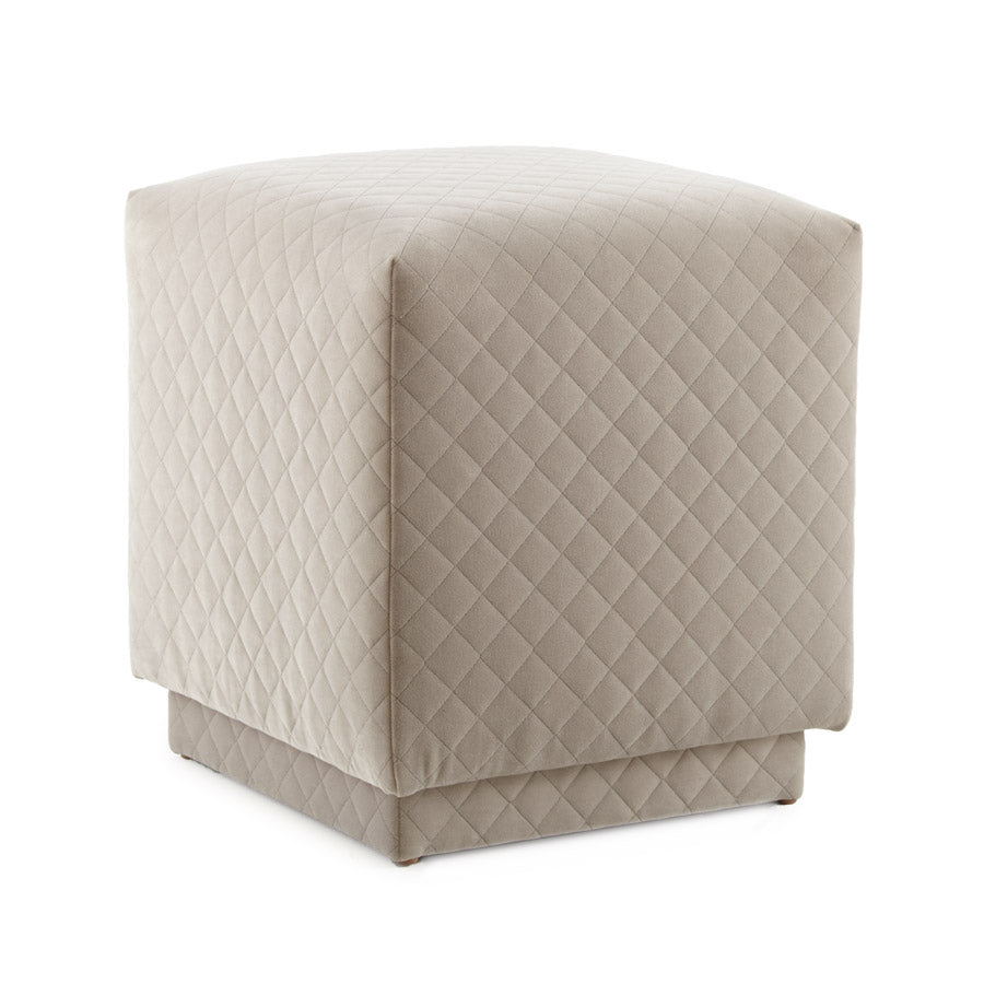 Gavin Quilted Light Grey CENTERED